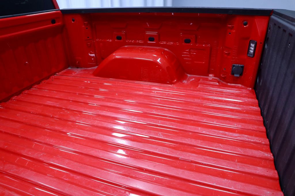 Used 2024 Chevrolet Silverado 1500 LT image 14