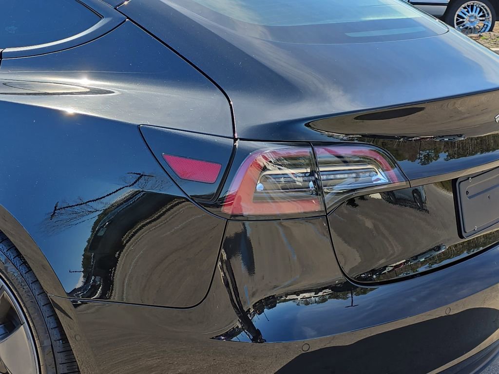 Used 2021 Tesla Model 3 Standard Range Plus image 38