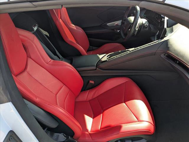 Used 2021 Chevrolet Corvette Stingray Convertible w/ Chrome Exterior Badge Package image 19