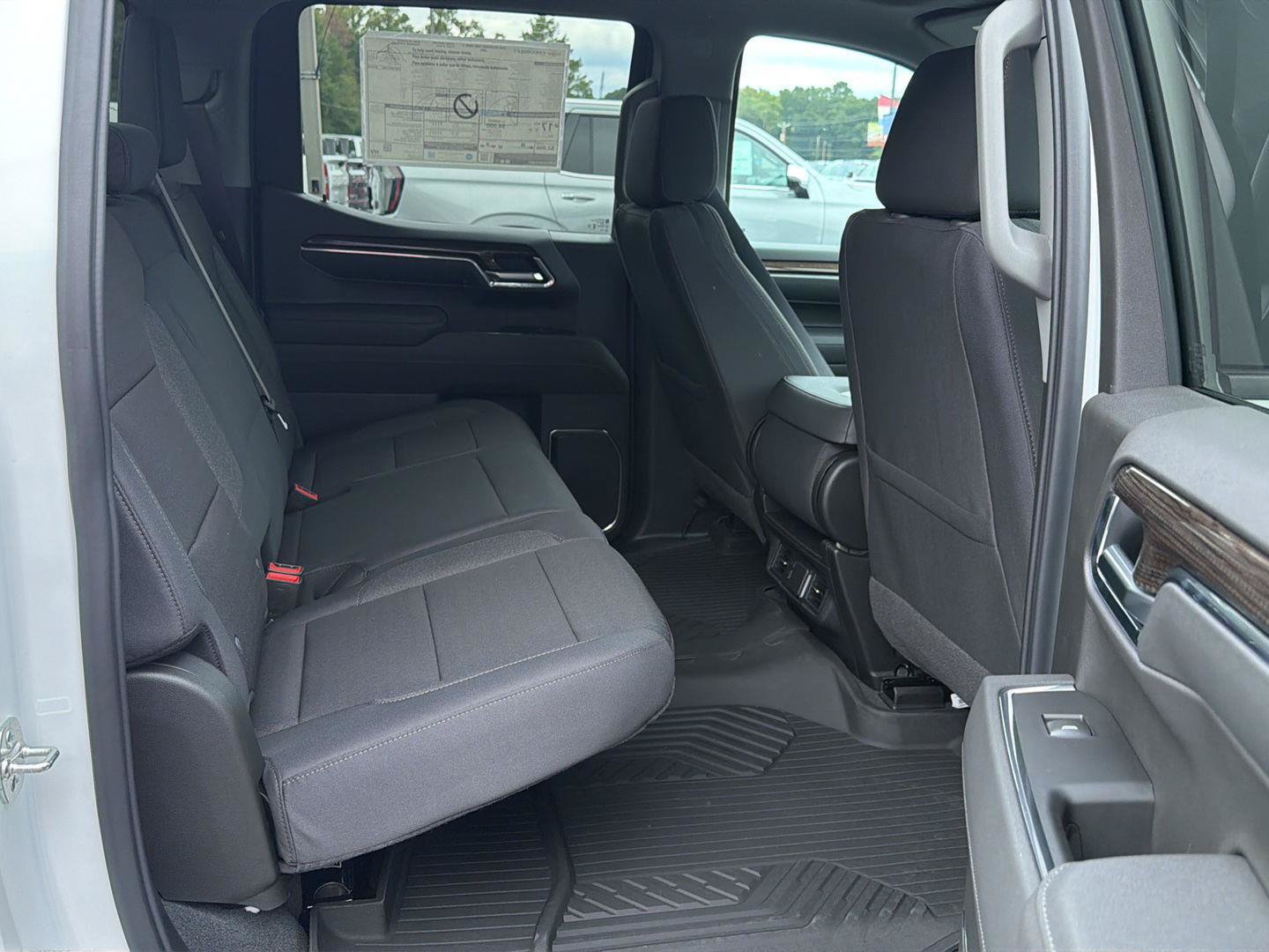 New 2026 Chevrolet Silverado 1500 LT AWD/4WD image 12