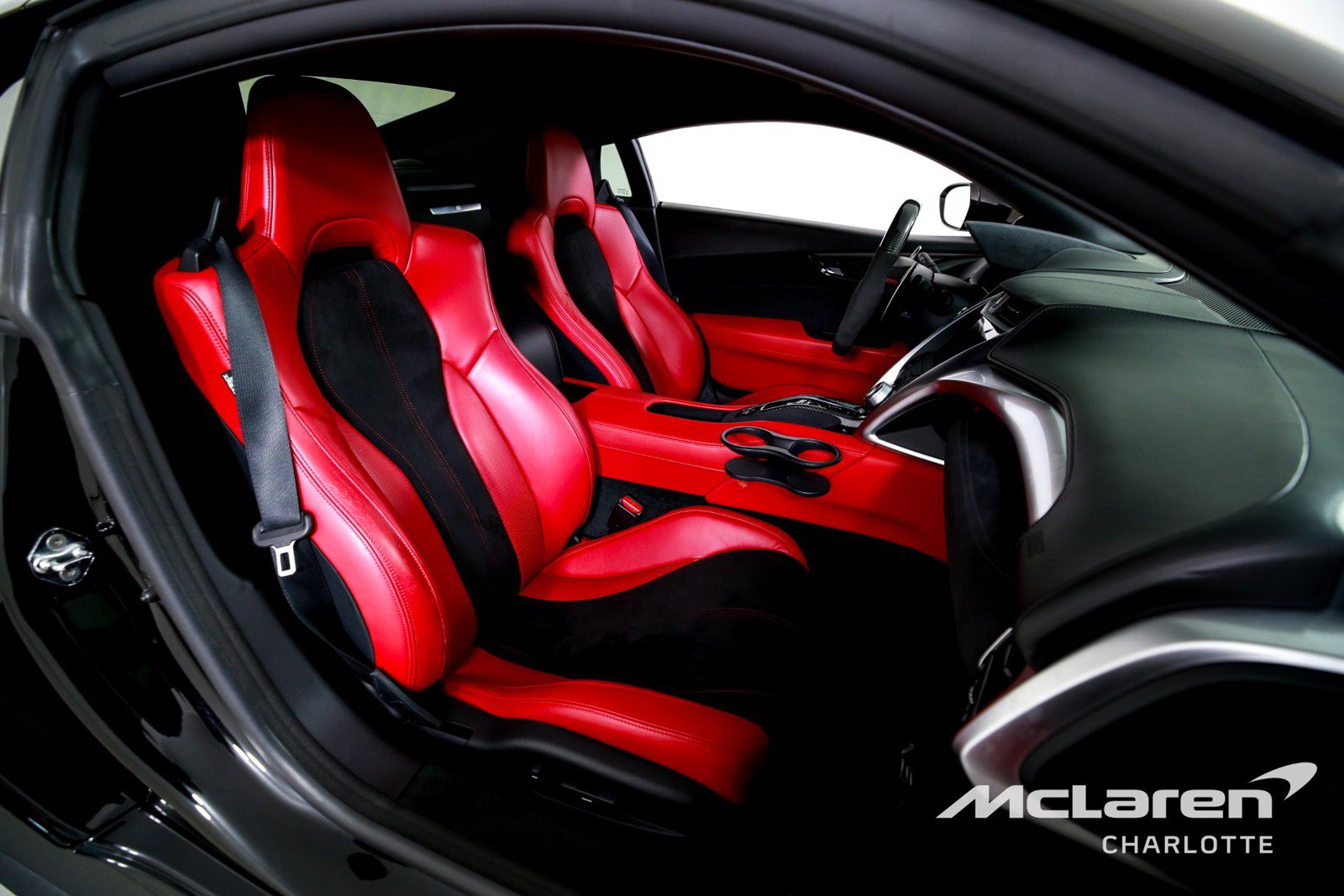 Used 2018 Acura NSX AWD/4WD image 18