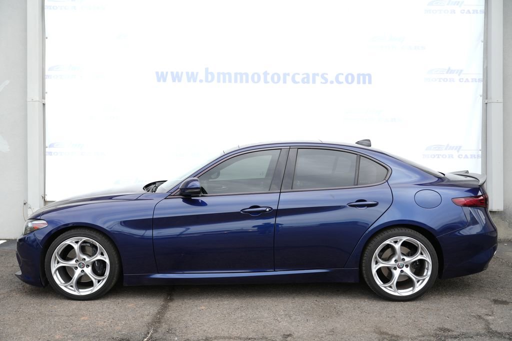 Used 2019 Alfa Romeo Giulia Ti Sport w/ Quick Order Package 22U Sport image 8