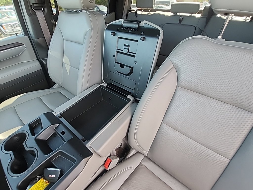 Used 2025 GMC Sierra 1500 SLT AWD/4WD image 26