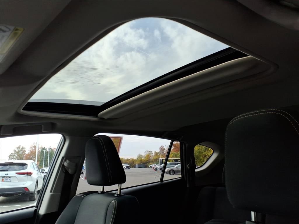 Used 2015 Toyota RAV4 XLE image 13