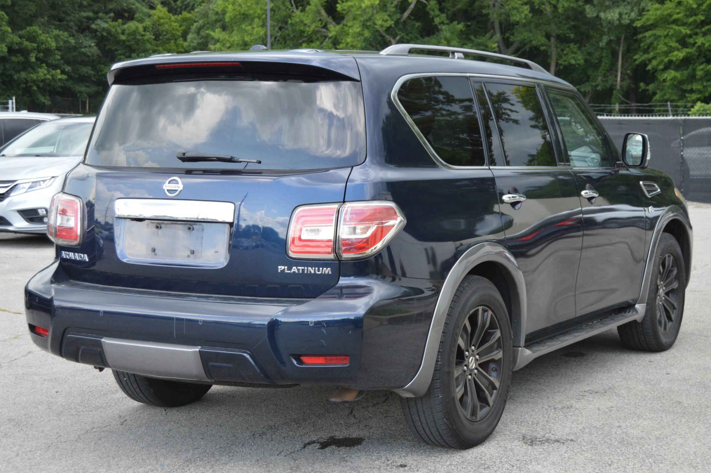 Used 2017 Nissan Armada Platinum w/ Captain Seat Package AWD/4WD image 6
