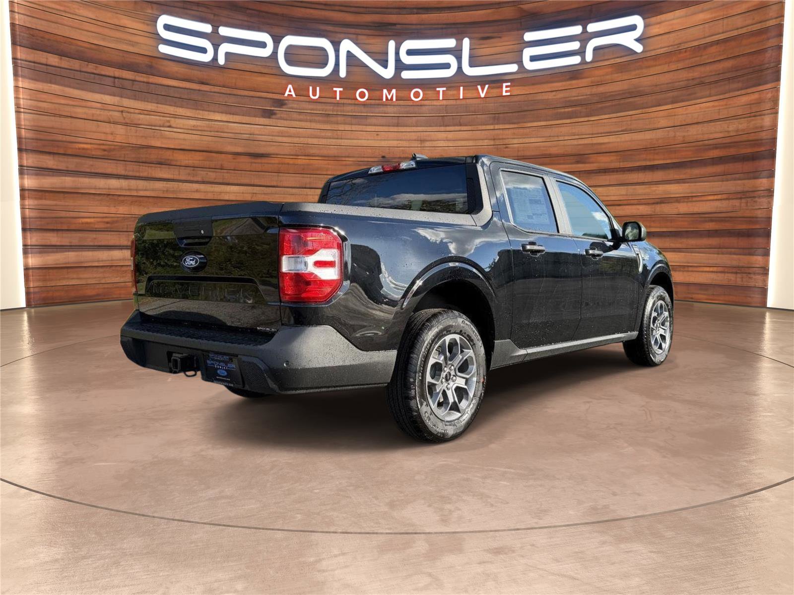 New 2025 Ford Maverick XLT image 8