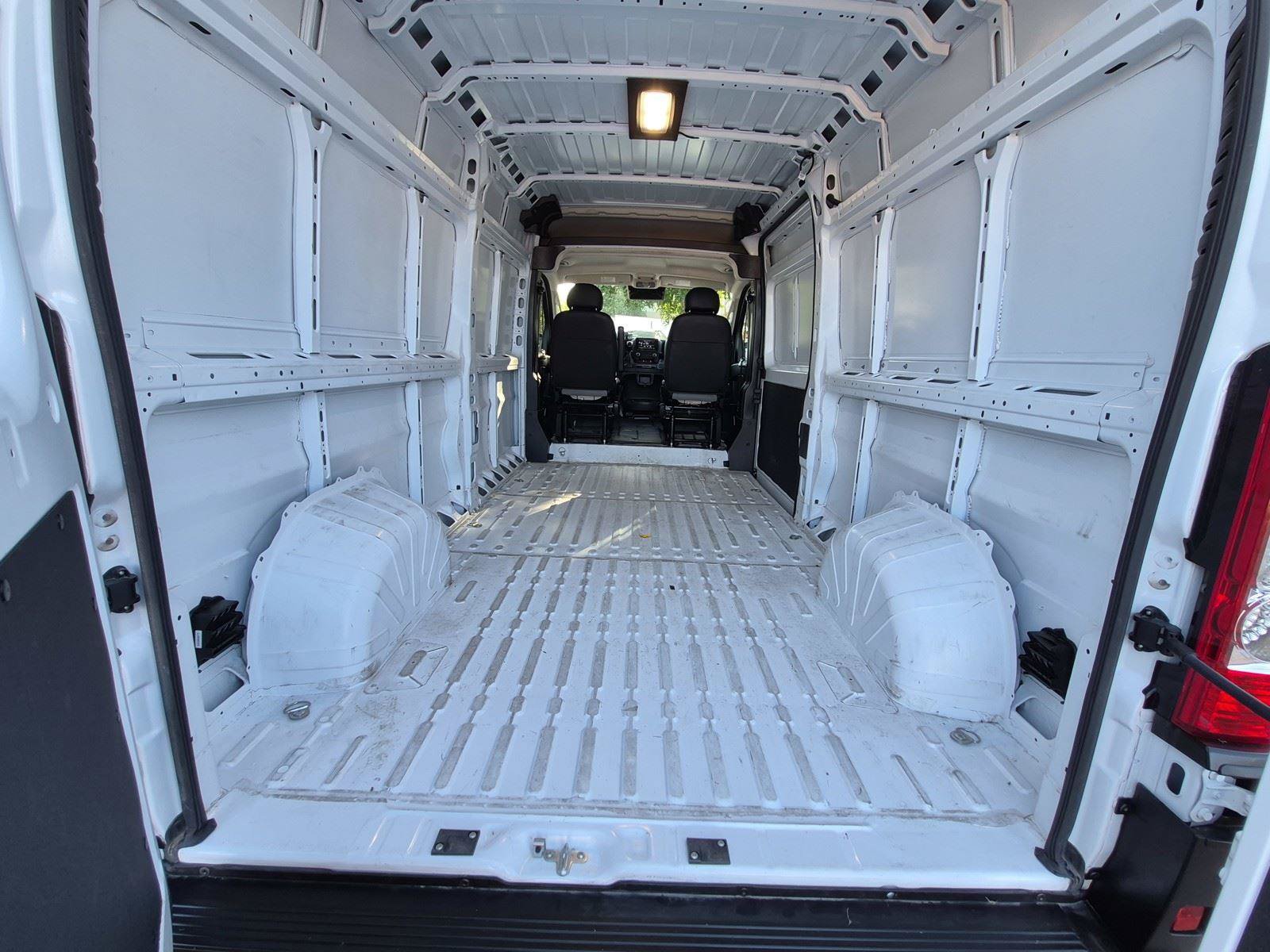 Used 2026 RAM ProMaster 2500 w/ Convenience Group FWD image 11