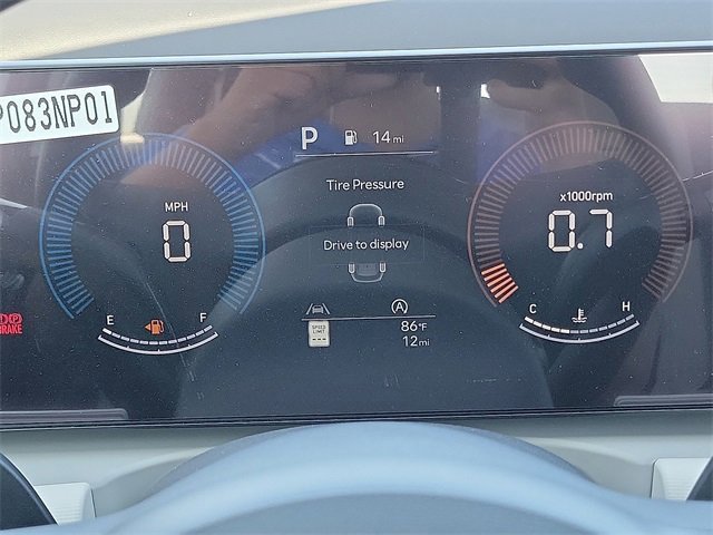 New 2025 Hyundai Tucson SE image 10