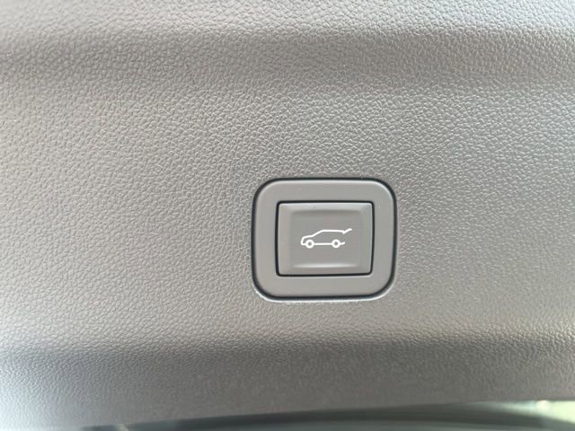 New 2026 GMC Yukon XL Elevation image 12