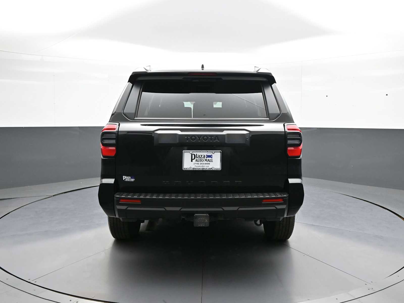Certified 2025 Toyota 4Runner SR5 AWD/4WD image 7