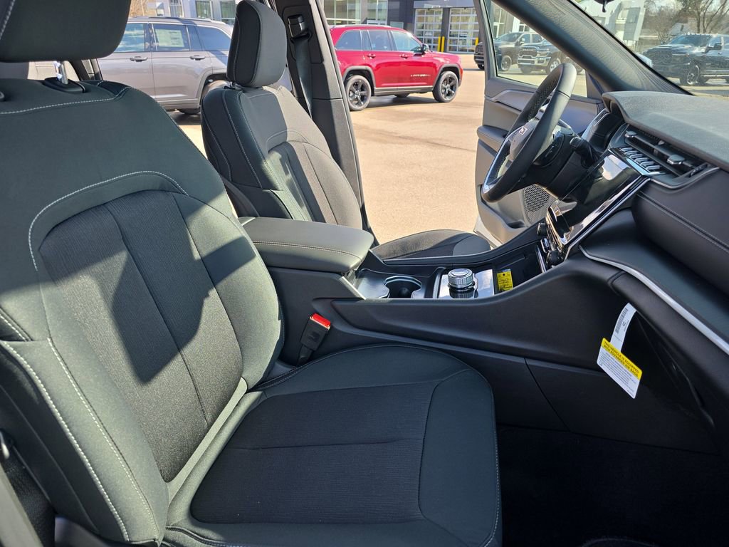 New 2026 Jeep Grand Cherokee Laredo X image 10