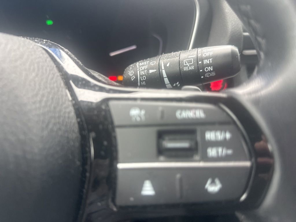 Used 2023 Honda Pilot EX-L image 11