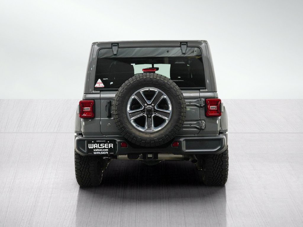 Used 2019 Jeep Wrangler Unlimited Sahara AWD/4WD image 4