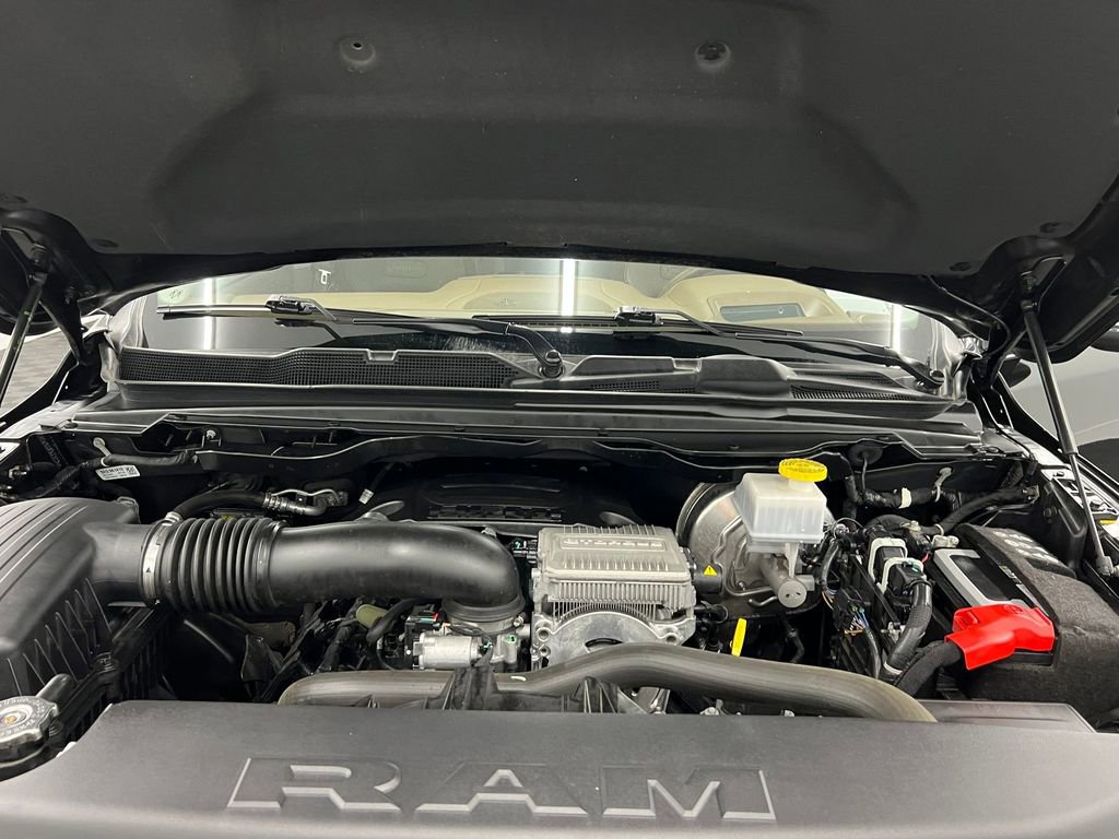 Used 2024 RAM 1500 Limited image 30