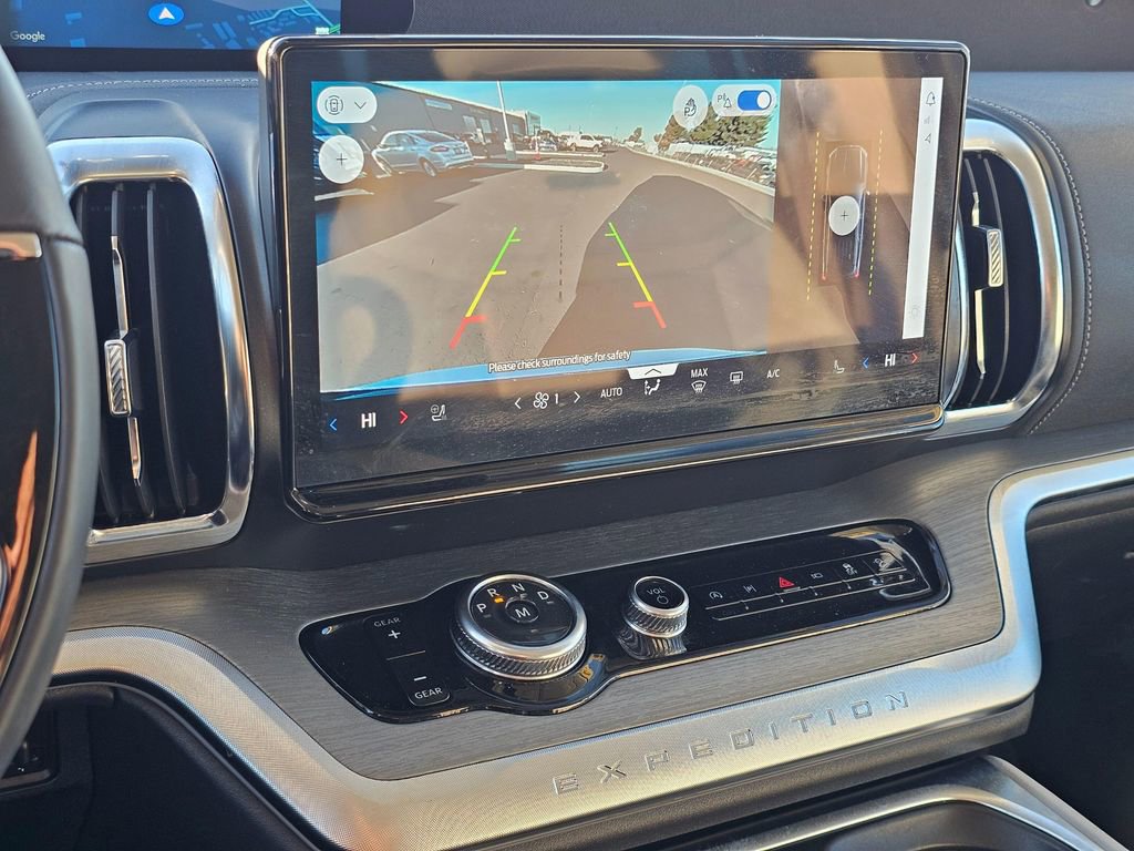 Certified 2025 Ford Expedition Max Platinum image 21