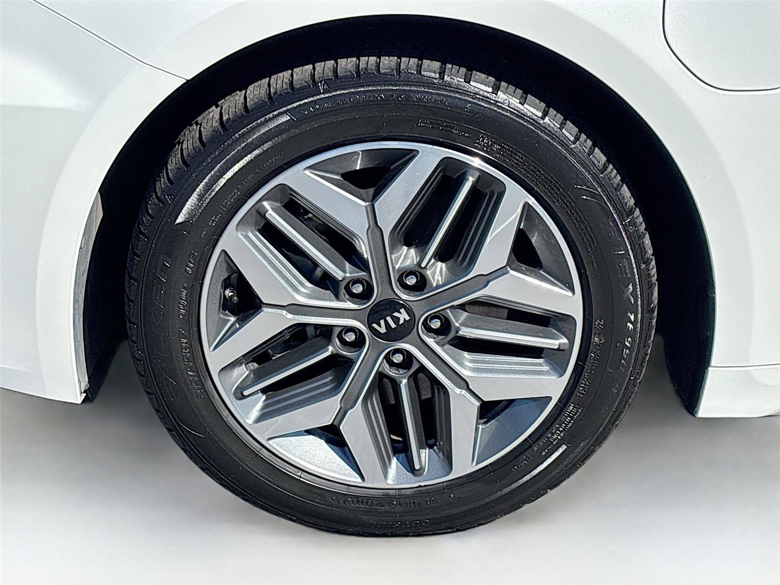 Used 2020 Kia Optima EX image 36