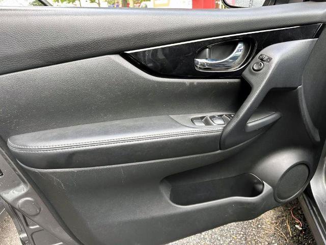 Certified 2021 Nissan Rogue Sport SV AWD/4WD image 15