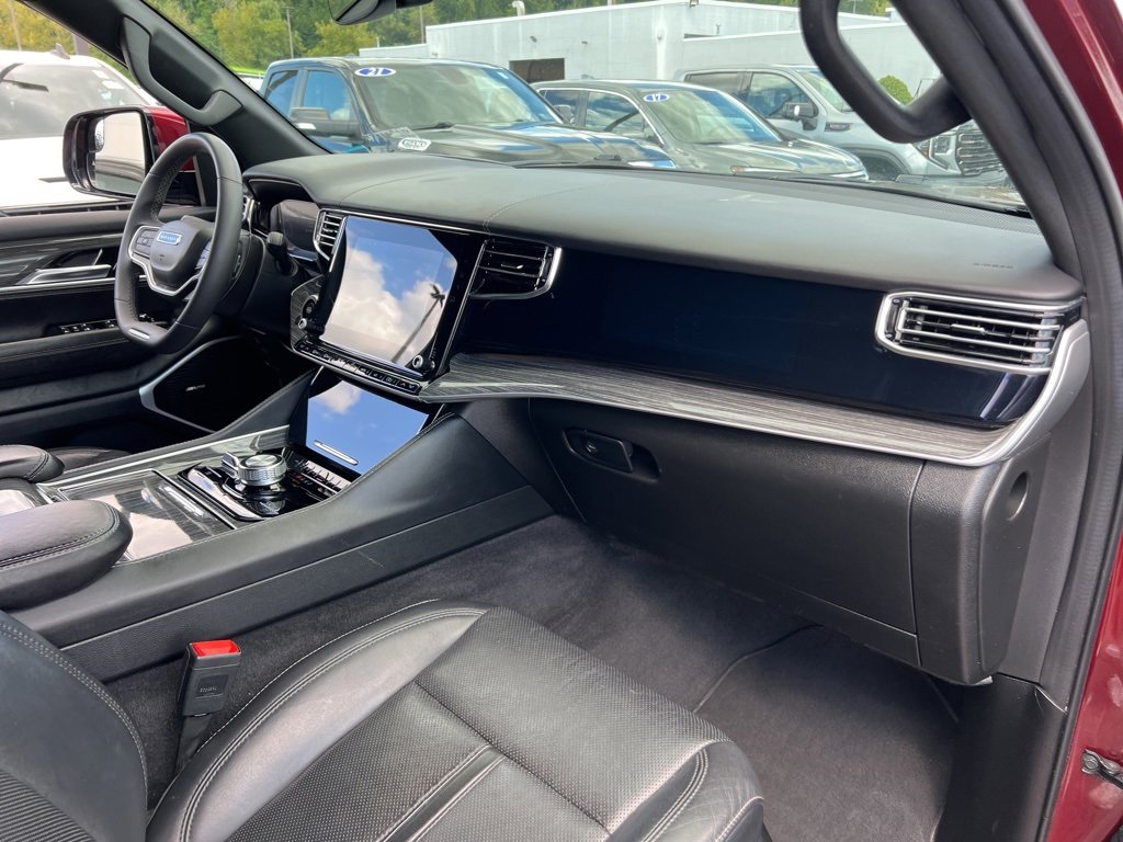 Used 2022 Jeep Wagoneer Series III w/ Convenience Group I image 28