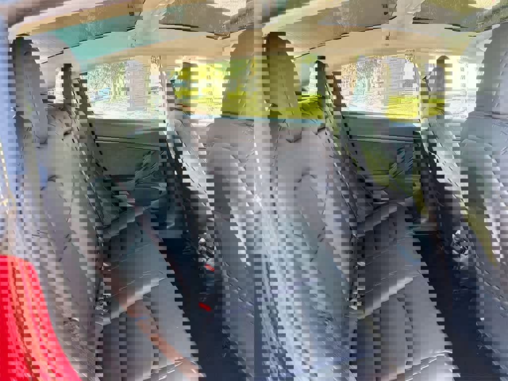 Used 2020 Tesla Model 3 Standard Range Plus image 33