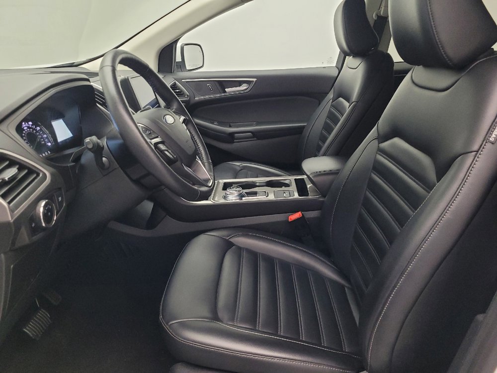 Used 2024 Ford Edge SEL image 17