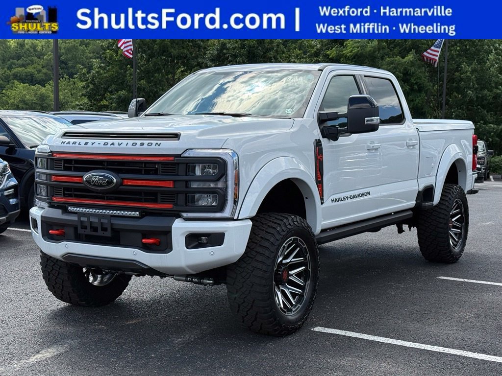 New 2026 Ford F250 Lariat w/ Black Appearance Package
