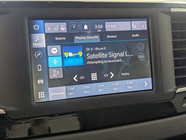 Certified 2023 Chrysler Voyager LX image 19