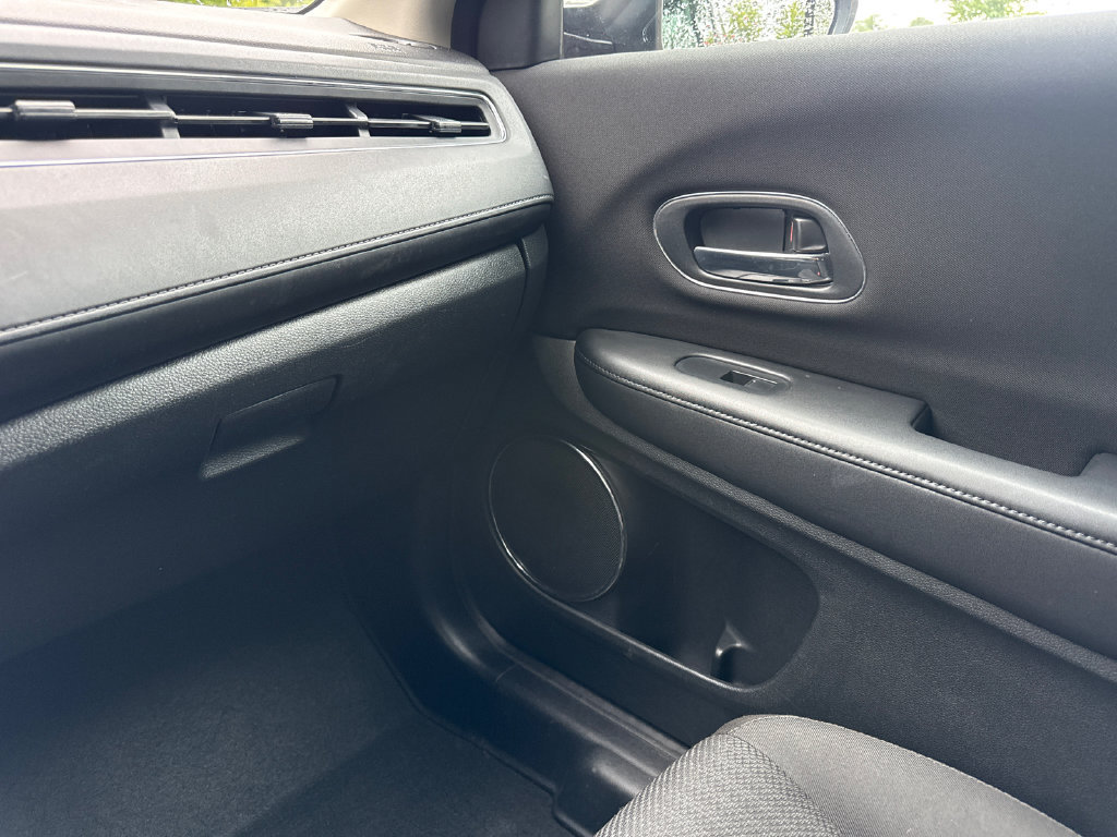 Used 2016 Honda HR-V EX image 17