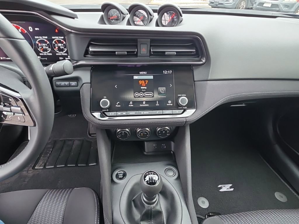 Used 2024 Nissan Z Sport image 27