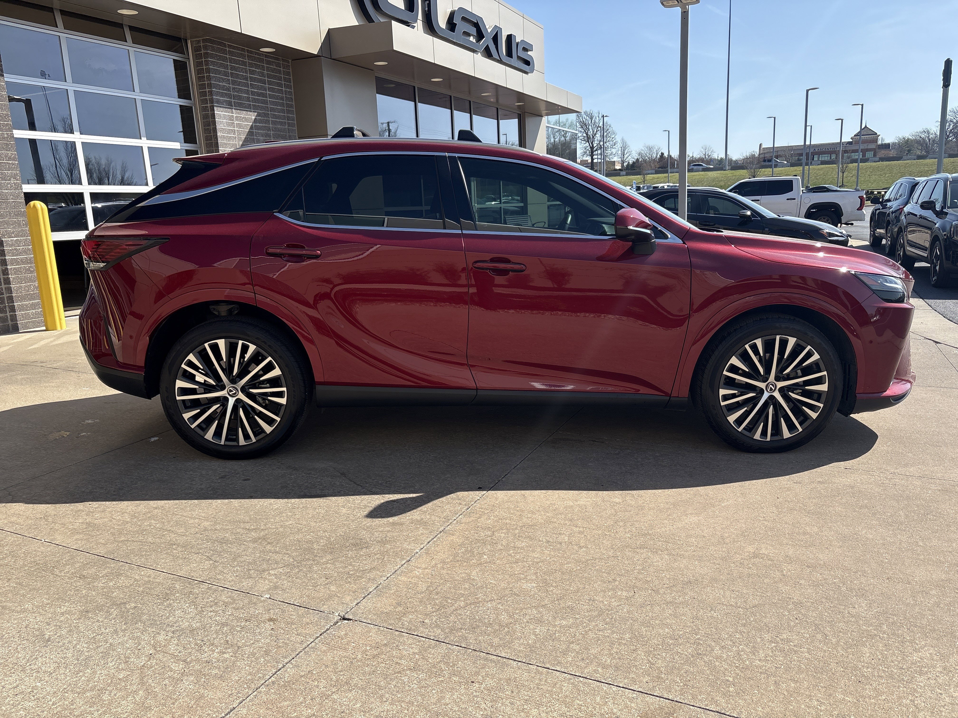 Used 2024 Lexus RX 350 Premium Plus w/ Convenience Package image 13