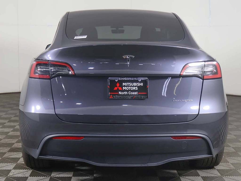 Used 2023 Tesla Model Y Long Range AWD/4WD image 16