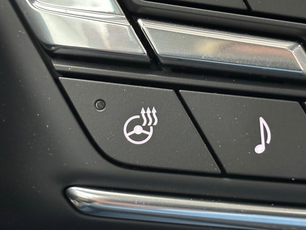 New 2025 Buick Envision Preferred image 9