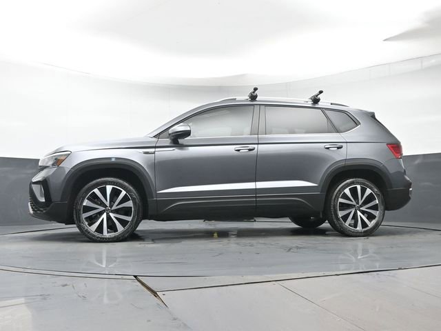 Used 2022 Volkswagen Taos SE FWD image 28