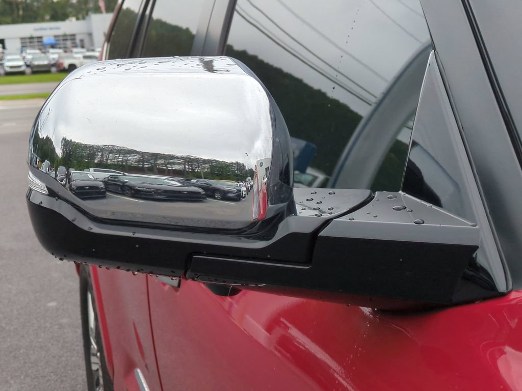 Used 2025 Toyota Sequoia Capstone AWD/4WD image 15