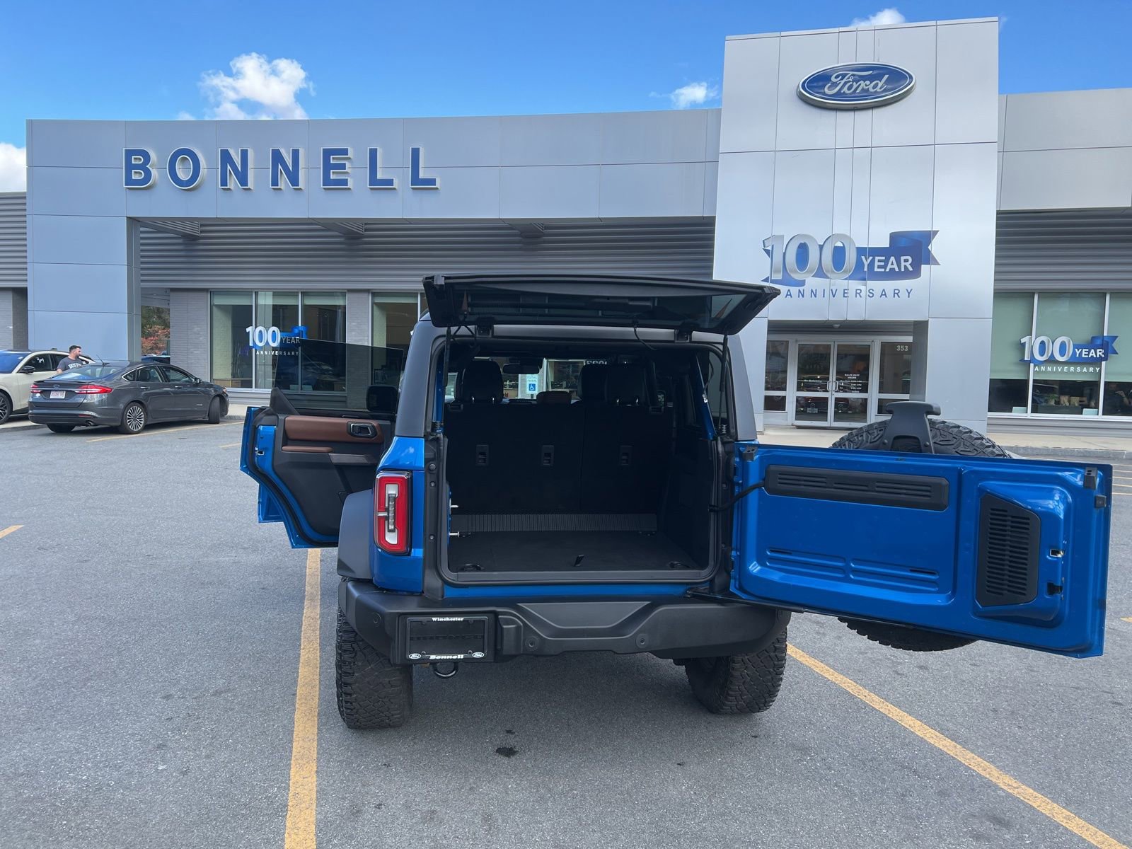 Used 2023 Ford Bronco Outer Banks w/ Sasquatch Package image 9