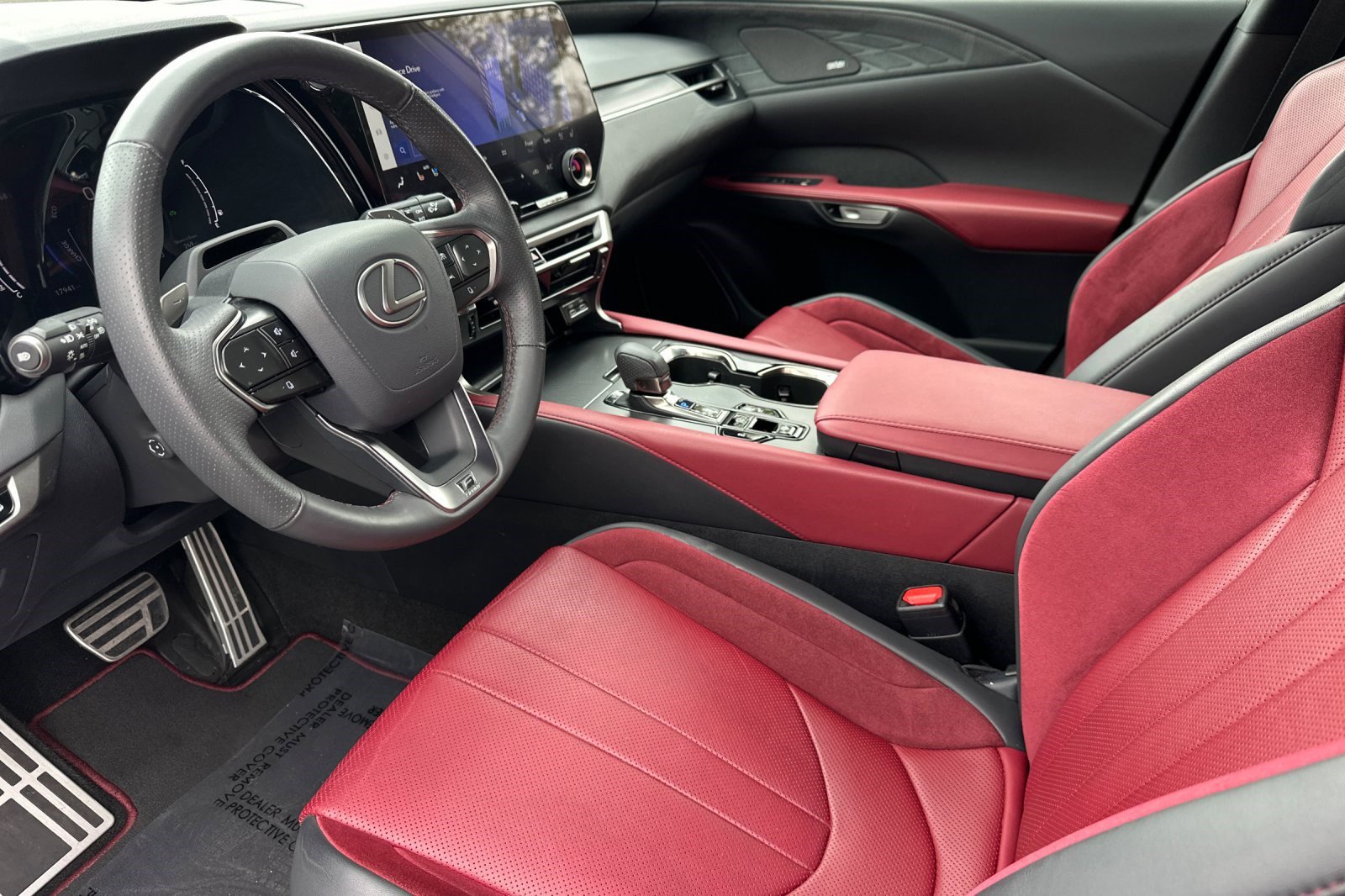 Certified 2023 Lexus RX 500h F Sport w/ Cold Area Package image 11