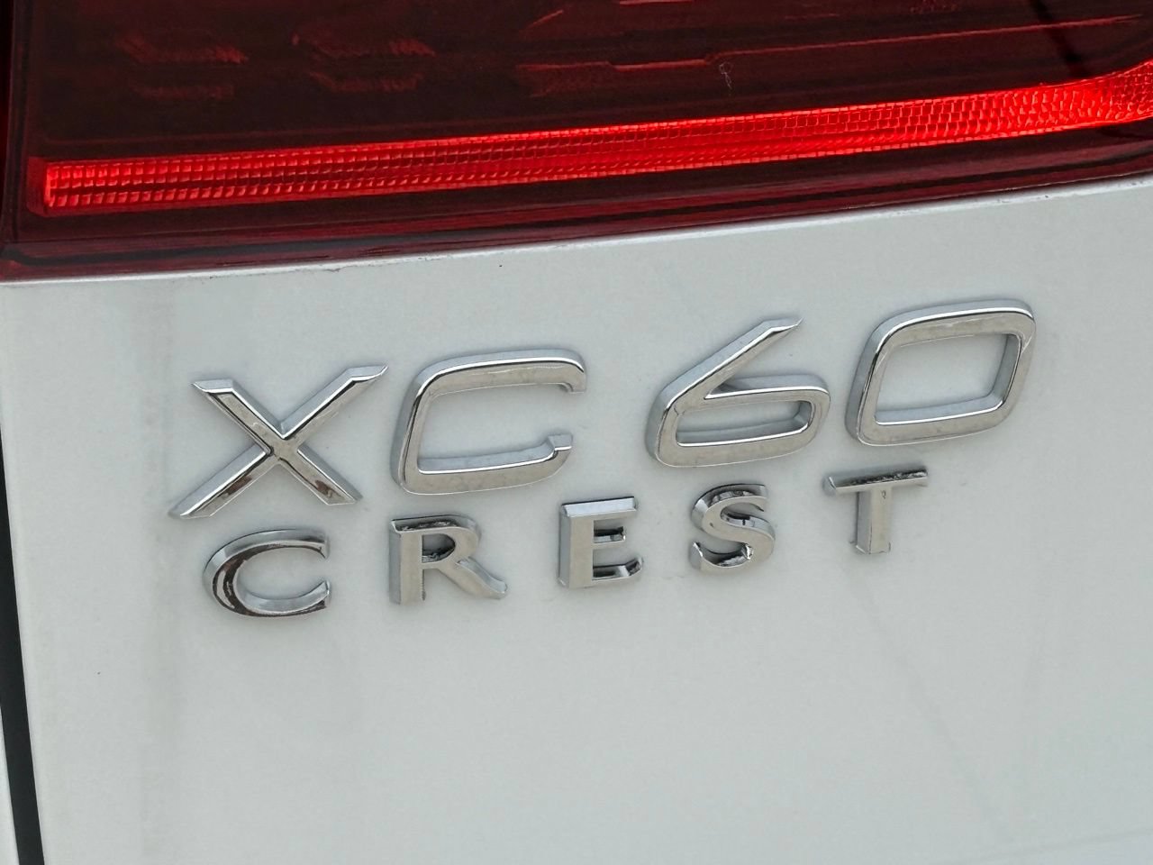 New 2026 Volvo XC60 B5 Ultra w/ Protection Package Premier AWD/4WD image 7
