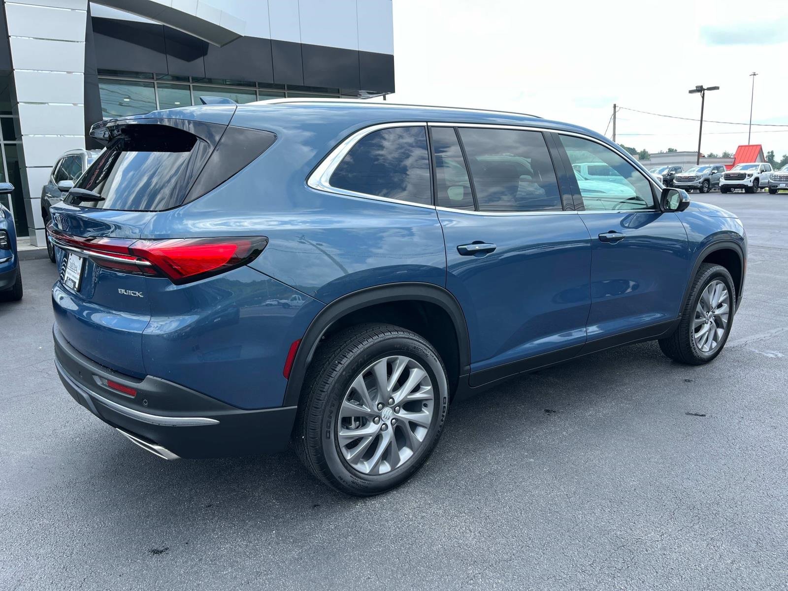 New 2026 Buick Enclave Preferred w/ Power Package image 3