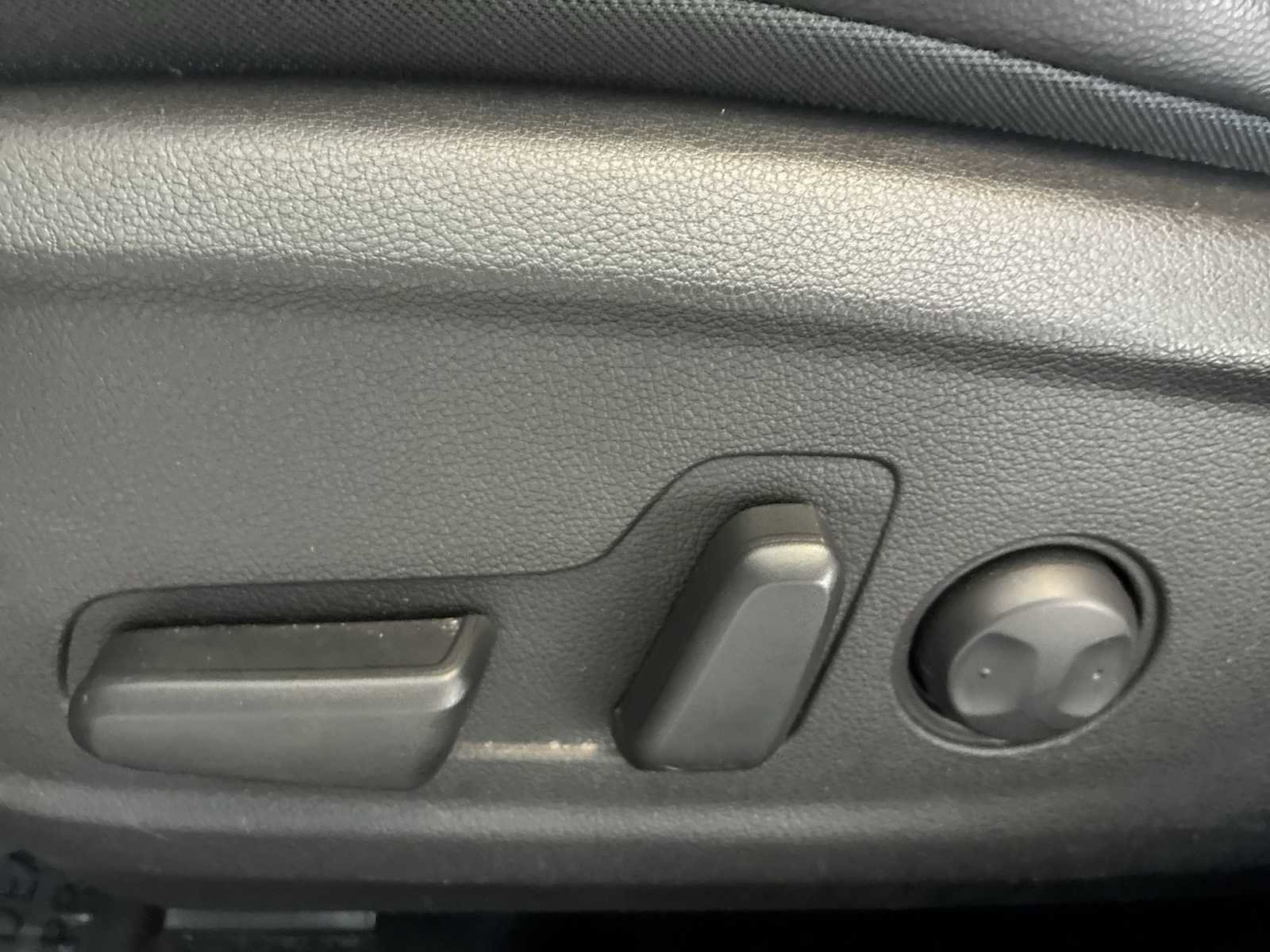 Used 2020 Hyundai Kona Ultimate image 14