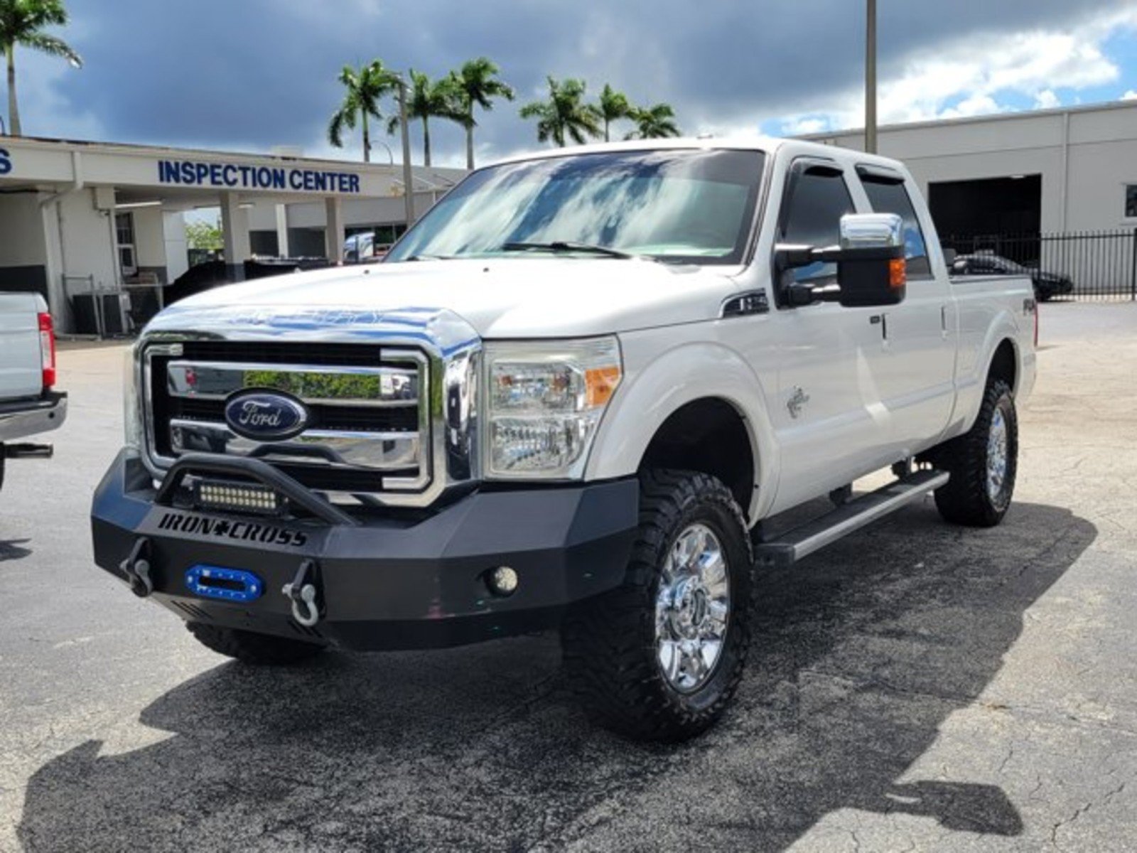 Used 2015 Ford F250 Lariat w/ Chrome Package AWD/4WD image 3