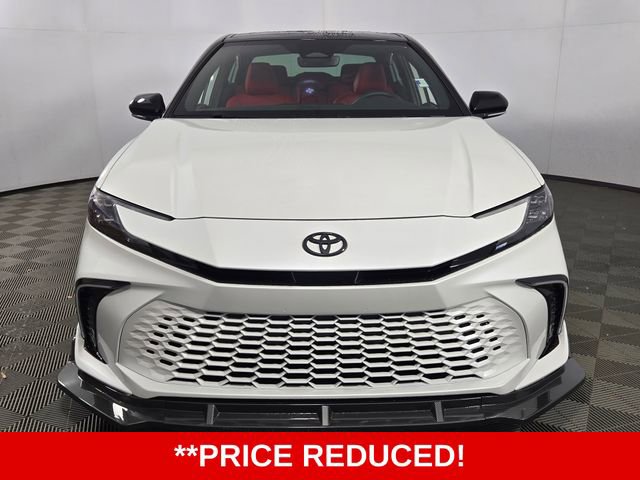 Used 2025 Toyota Camry XSE video 2