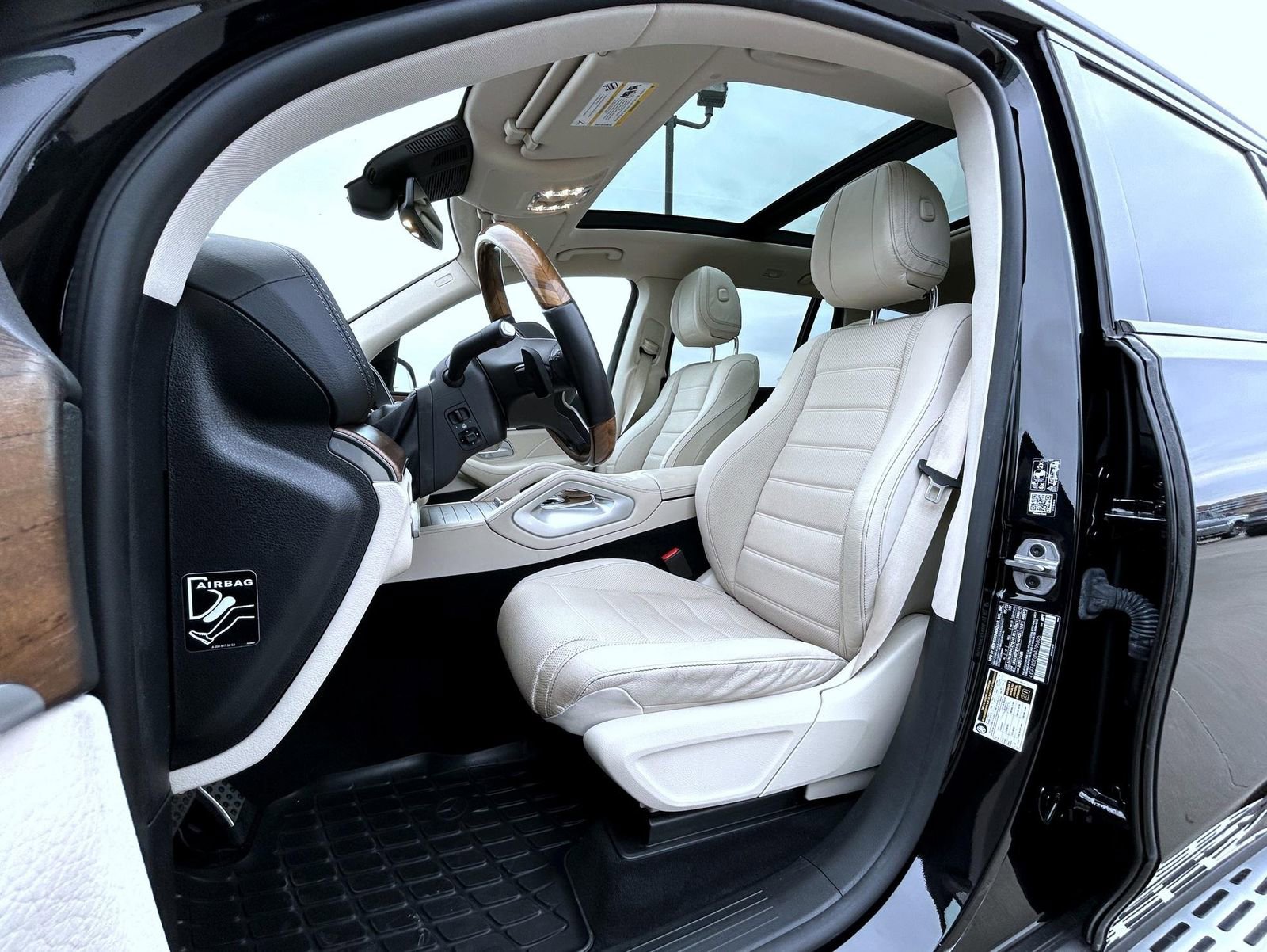 Used 2022 Mercedes-Benz GLS 580 4MATIC image 10