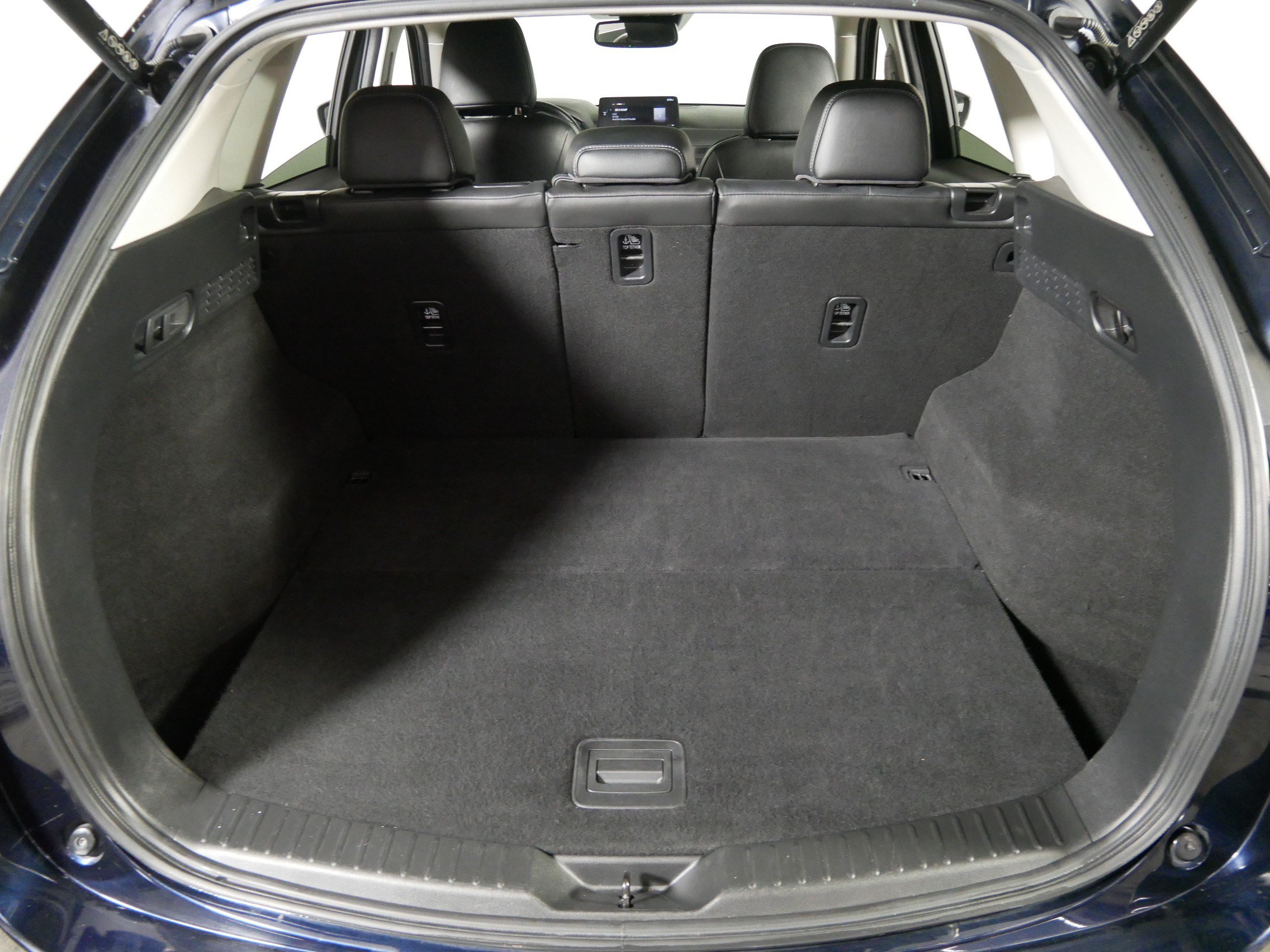 Used 2025 MAZDA CX-5 AWD 2.5 S w/ Preferred Package image 18