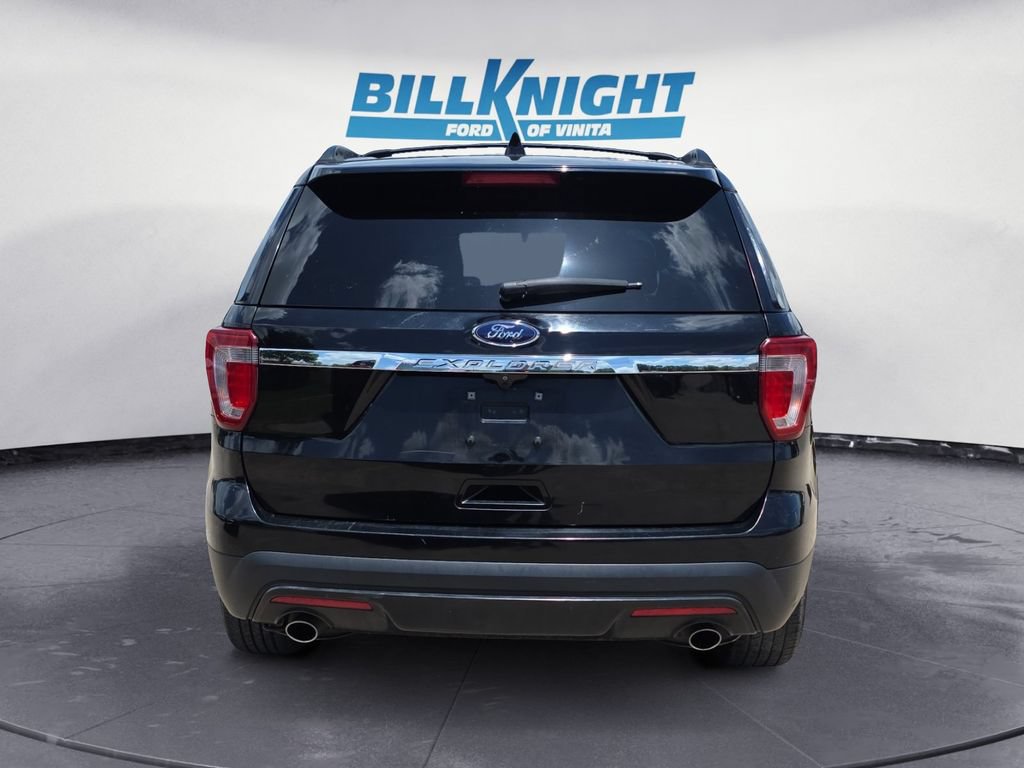 Used 2016 Ford Explorer FWD image 4