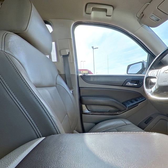Used 2016 Chevrolet Suburban LT AWD/4WD image 29