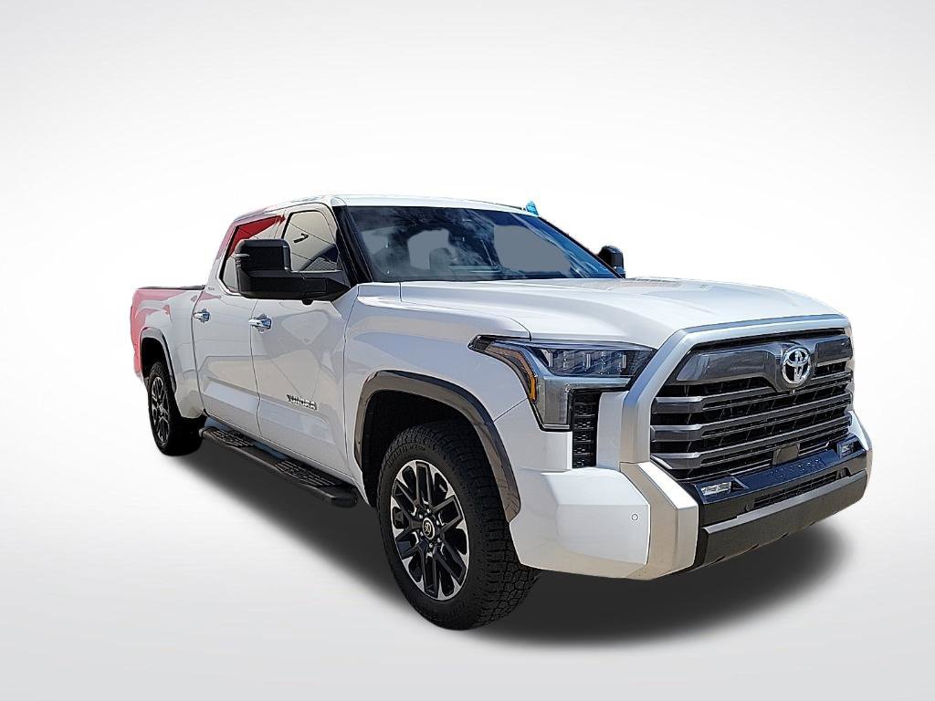Used 2023 Toyota Tundra Limited AWD/4WD image 6