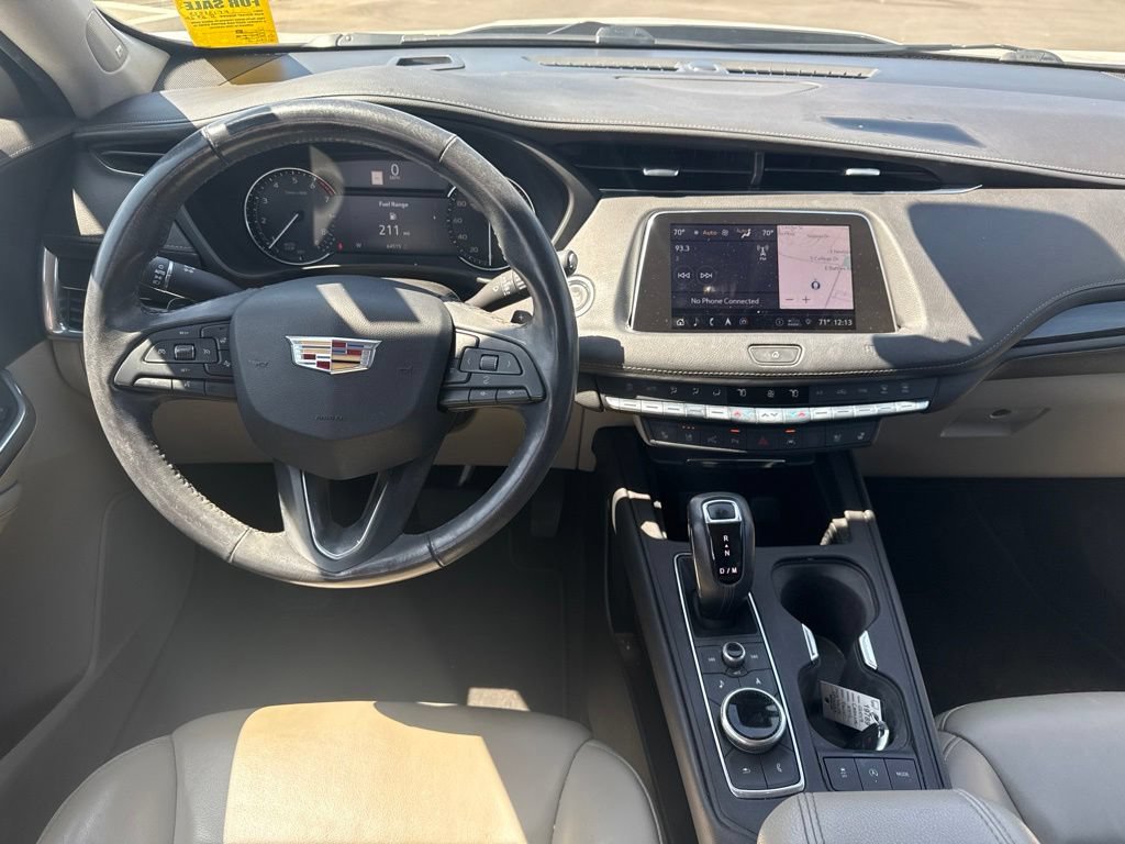 Used 2019 Cadillac XT4 Premium Luxury w/ Enhanced Visibility Package FWD image 2
