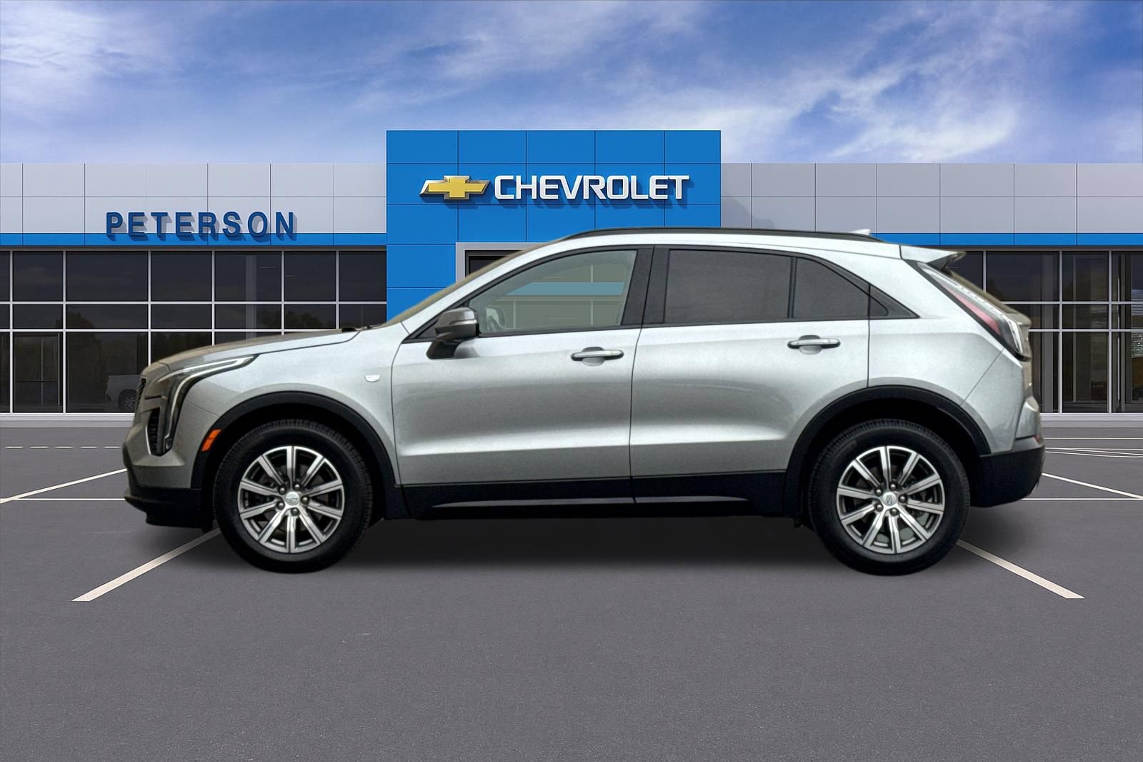 Used 2023 Cadillac XT4 Sport w/ Technology Package AWD/4WD image 7