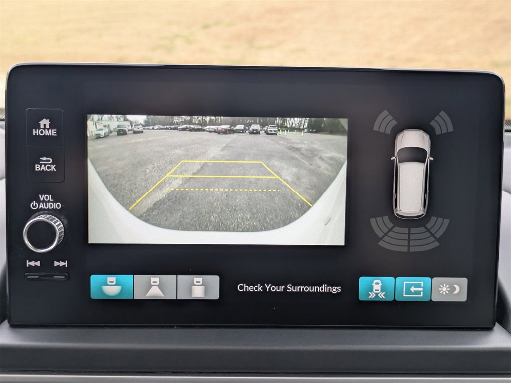 Used 2025 Honda Pilot Touring image 21