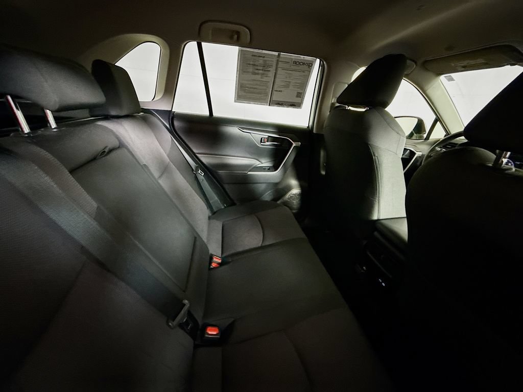 Certified 2025 Toyota RAV4 XLE AWD/4WD image 25
