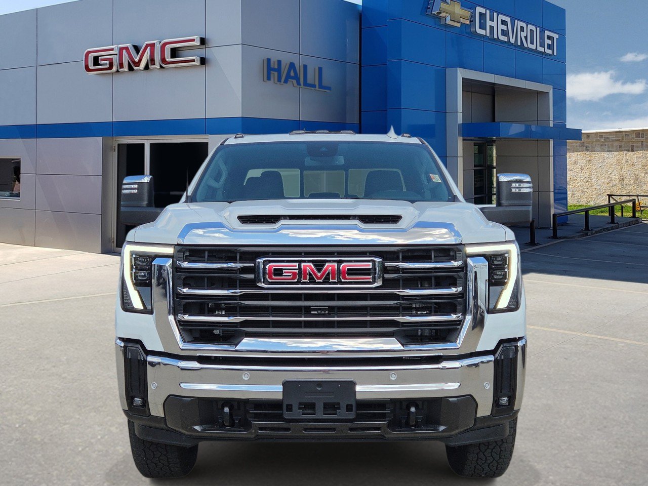 Used 2026 GMC Sierra 2500 SLT w/ Texas SLT Premium Package AWD/4WD image 2